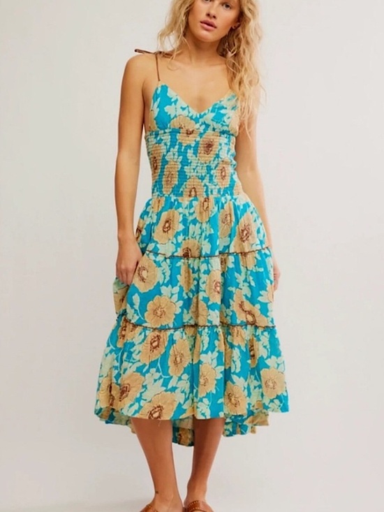 Free People Dresses & Skirts - NWT Free People Adriel Tie Strap Tiered Midi Dress L